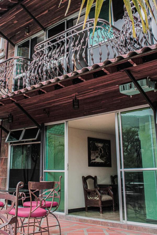 Hotel Plaza Garibaldi Caldas Zewnętrze zdjęcie