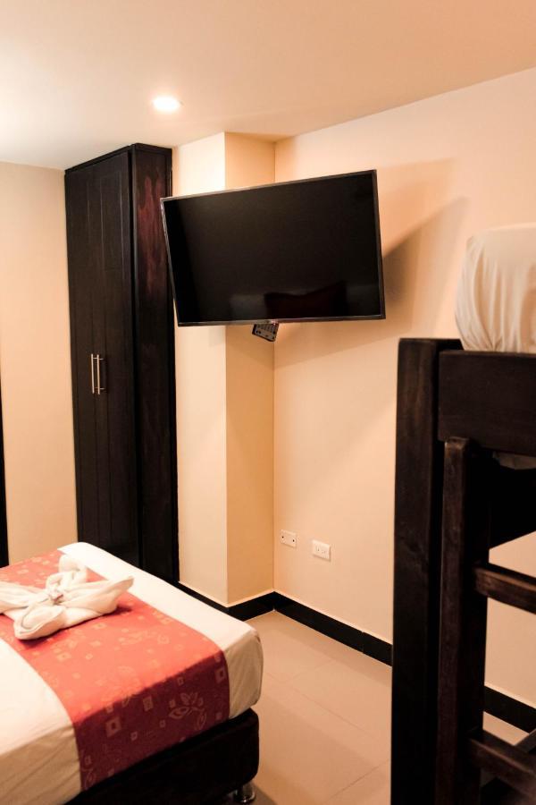 Hotel Plaza Garibaldi Caldas Zewnętrze zdjęcie