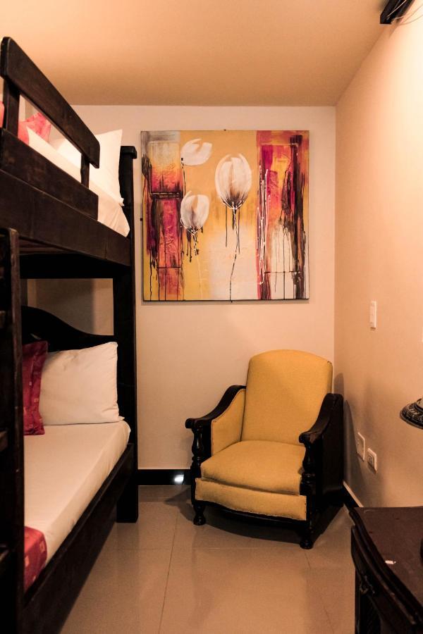 Hotel Plaza Garibaldi Caldas Zewnętrze zdjęcie
